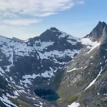 Fantastic Apartment With Fjellheisen As Your Nearest Neighbor